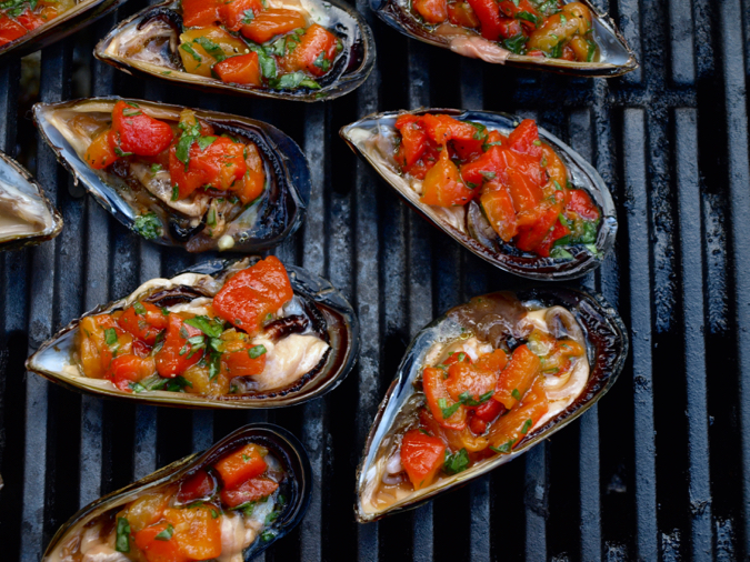 Mussels with capsicum and basil salsa and smoked paprika, on the grill