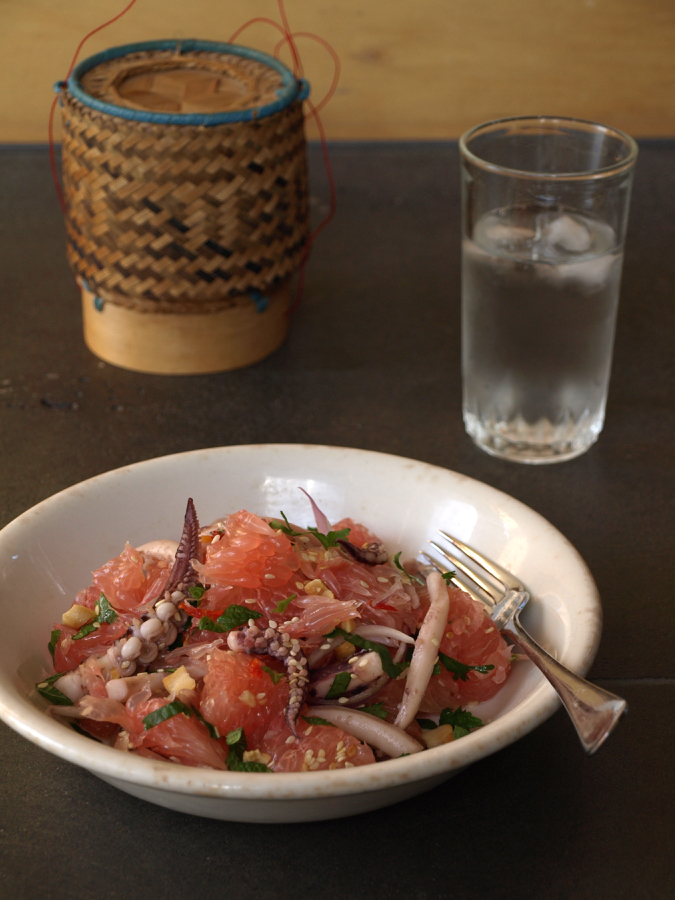 Pomelo salad with squid